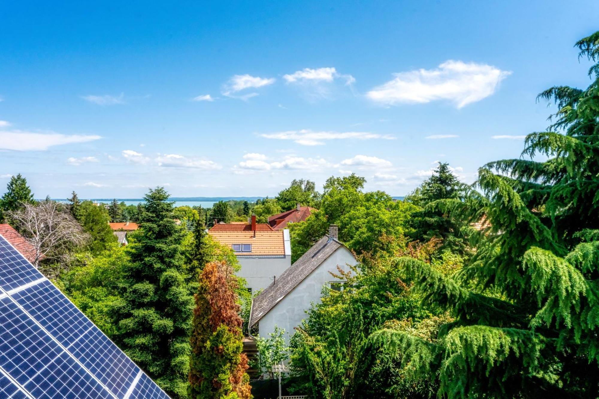 Villa Viktoria Balatonfured Bagian luar foto