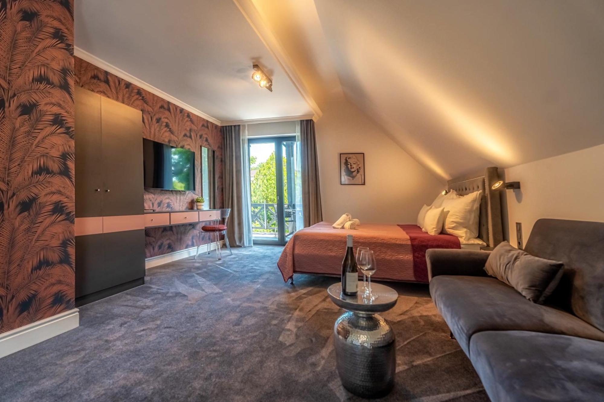 Villa Viktoria Balatonfured Bagian luar foto